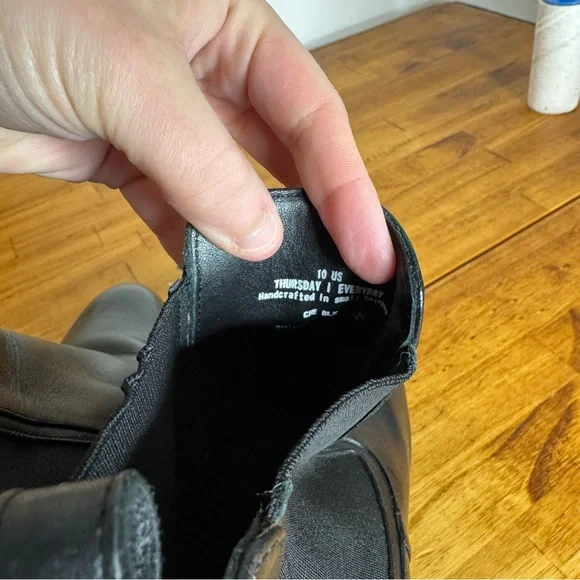 Thursday Boot Co Duchess Black Leather Pull On Heeled Chelsea Boots Size 10 - Picture 4 of 7